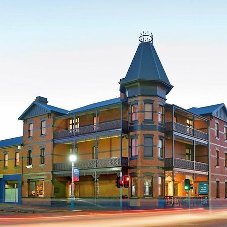 Ikon Hotel Burnie Bagian luar foto