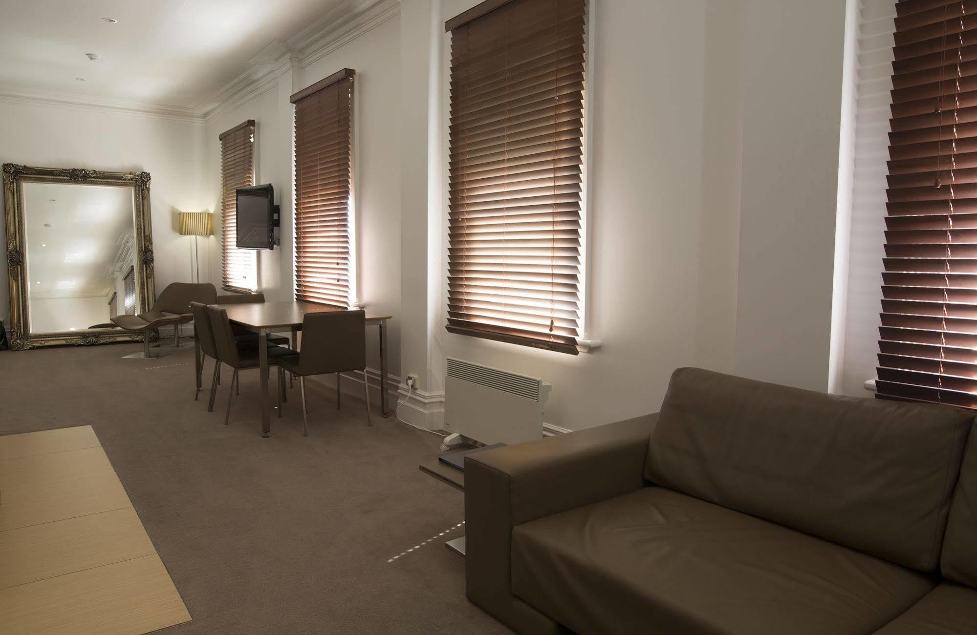 Ikon Hotel Burnie Bagian luar foto